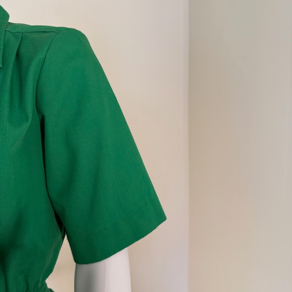 Vivid Green, Knee Length, Pocketed, Elastic Waist Dress, Shortsleeved, Vintage! - Picture 6 of 8